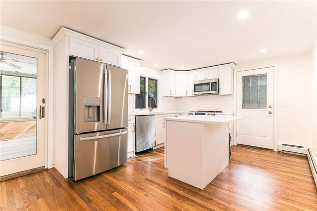 40 Fairfield Drive, North Kingstown, RI 02852