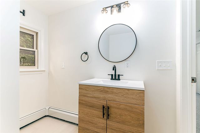 40 Fairfield Drive, North Kingstown, RI 02852