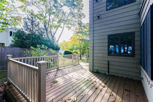 40 Fairfield Drive, North Kingstown, RI 02852