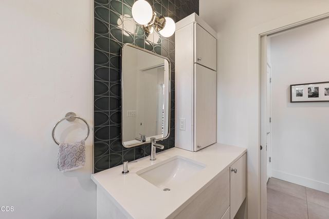 61552 Oakwood Place 1 & 2, Bend, OR 97702