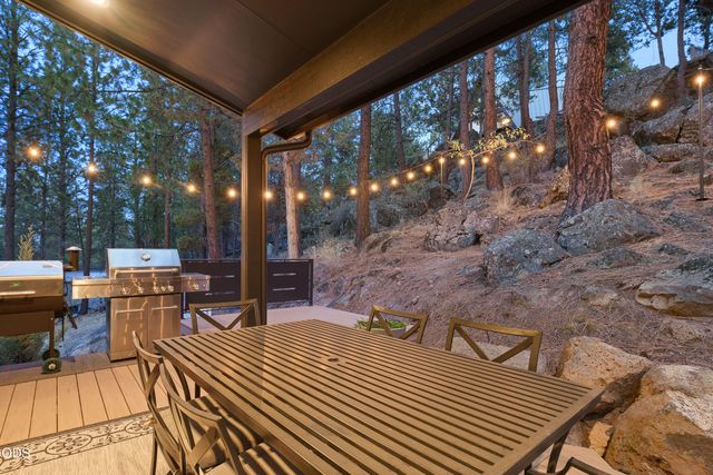 61552 Oakwood Place 1 & 2, Bend, OR 97702