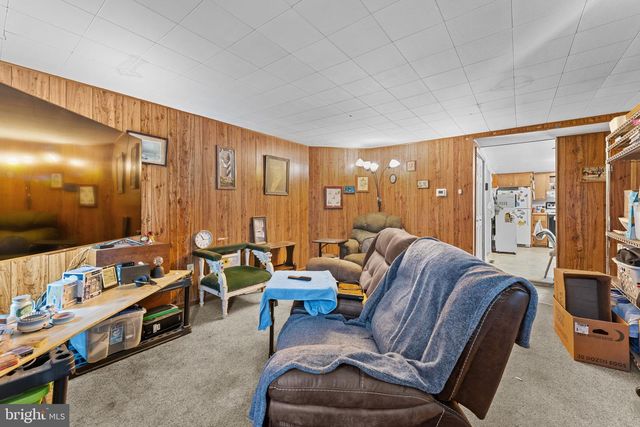 1278 READING RD, Denver, PA 17517