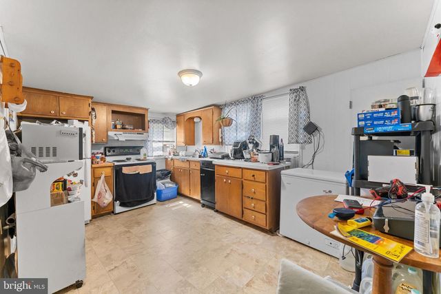 1278 READING RD, Denver, PA 17517