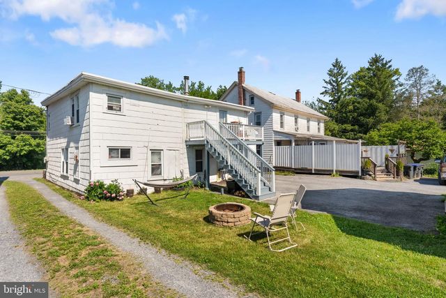 1278 READING RD, Denver, PA 17517