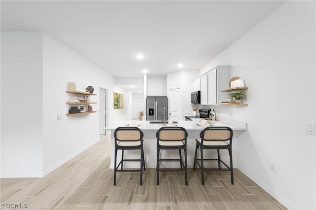 8007 Van CT, Labelle, FL 33935