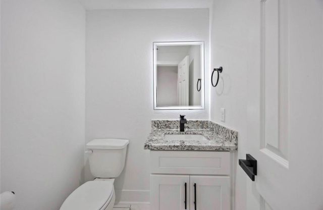 6726 Paris Street B, Houston, TX 77021