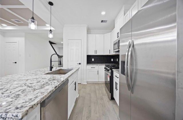 6726 Paris Street B, Houston, TX 77021