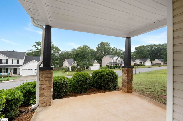 110 Twinflower Drive, Taylors, SC 29687