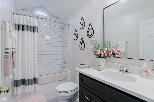 5326 Tracey Jo Road, Greenwood, IN 46142