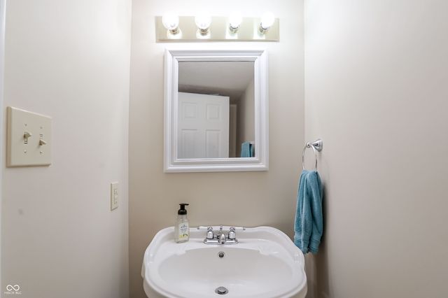 5326 Tracey Jo Road, Greenwood, IN 46142