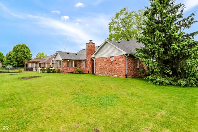 5326 Tracey Jo Road, Greenwood, IN 46142