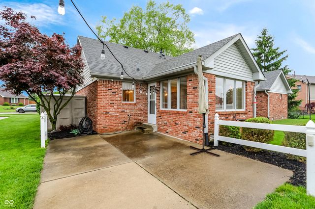 5326 Tracey Jo Road, Greenwood, IN 46142