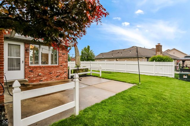 5326 Tracey Jo Road, Greenwood, IN 46142