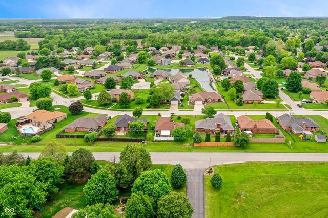 5326 Tracey Jo Road, Greenwood, IN 46142