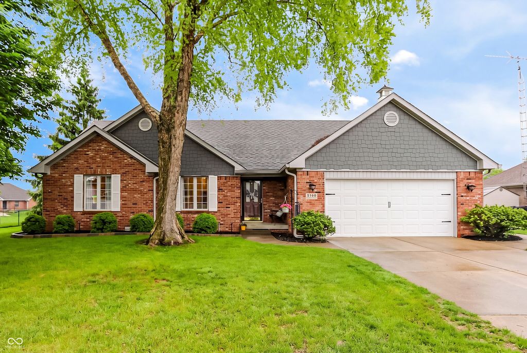 5326 Tracey Jo Road, Greenwood, IN 46142