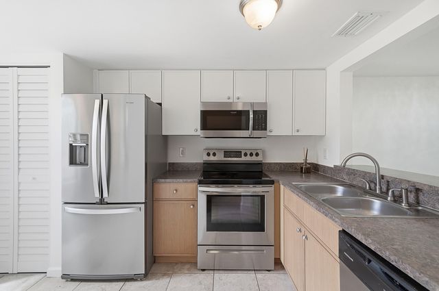 3832 NW 90th Avenue 3832, Sunrise, FL 33351