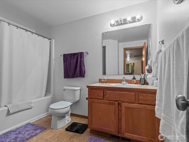 218 38 Bowen Road, Mossyrock, WA 98564