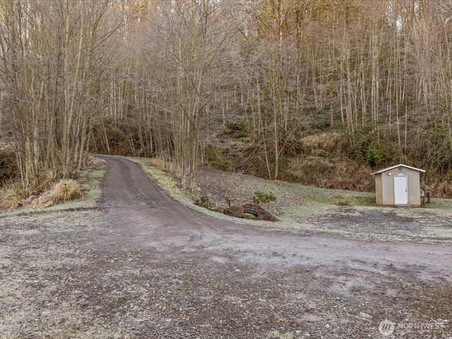 218 38 Bowen Road, Mossyrock, WA 98564