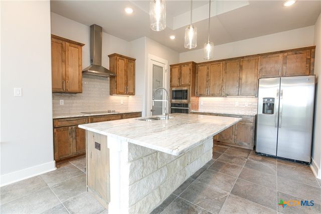 1314 Clayton Nolen Drive, Horseshoe Bay, TX 78657