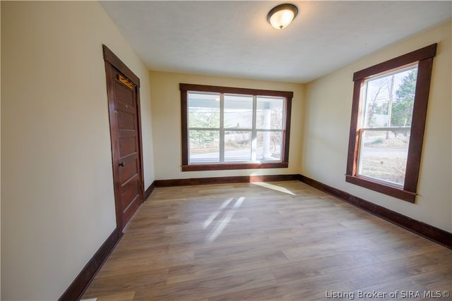 3593 Old Vincennes Road, New Albany, IN 47150