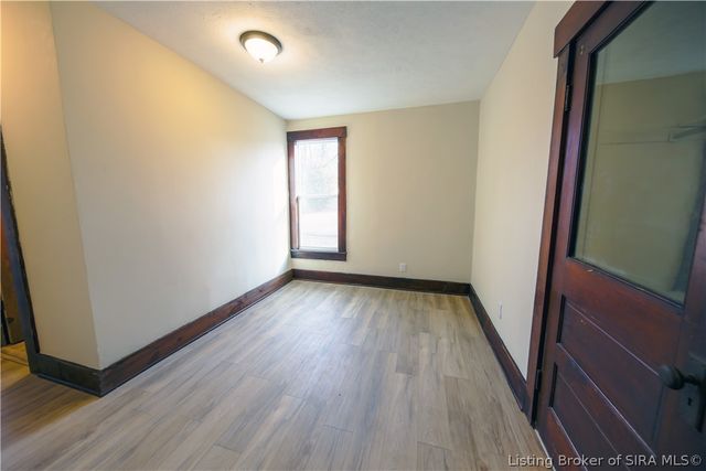 3593 Old Vincennes Road, New Albany, IN 47150