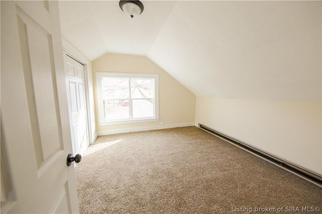 3593 Old Vincennes Road, New Albany, IN 47150