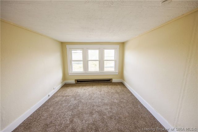 3593 Old Vincennes Road, New Albany, IN 47150