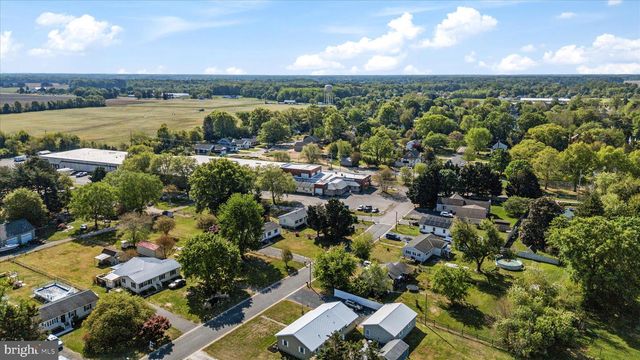 4 MAPLE AVE, Ridgely, MD 21660