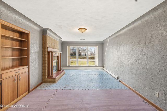 2936 ROCK RIDGE ROAD, Jefferson City, MO 65109