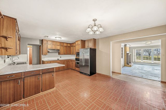 2936 ROCK RIDGE ROAD, Jefferson City, MO 65109