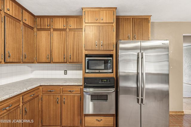 2936 ROCK RIDGE ROAD, Jefferson City, MO 65109