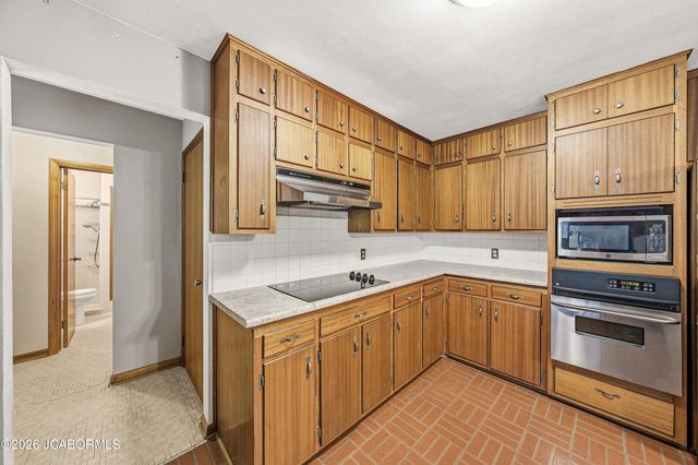 2936 ROCK RIDGE ROAD, Jefferson City, MO 65109