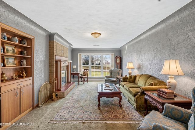 2936 ROCK RIDGE ROAD, Jefferson City, MO 65109