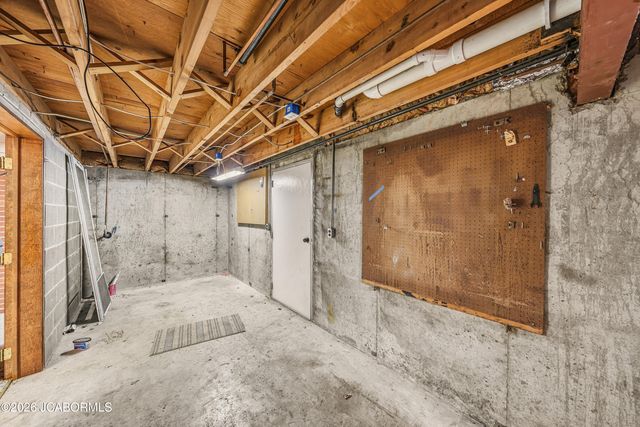 2936 ROCK RIDGE ROAD, Jefferson City, MO 65109