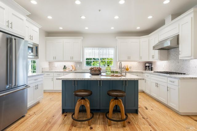 1450 Crane Canyon Rd, Santa Rosa, CA 95404