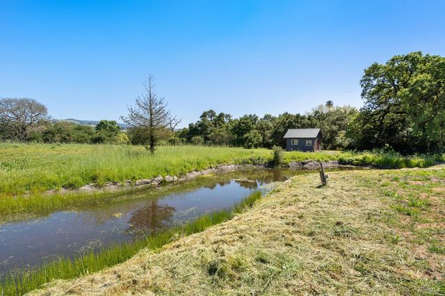 1450 Crane Canyon Rd, Santa Rosa, CA 95404