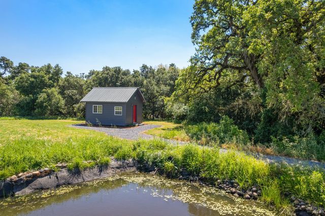 1450 Crane Canyon Rd, Santa Rosa, CA 95404