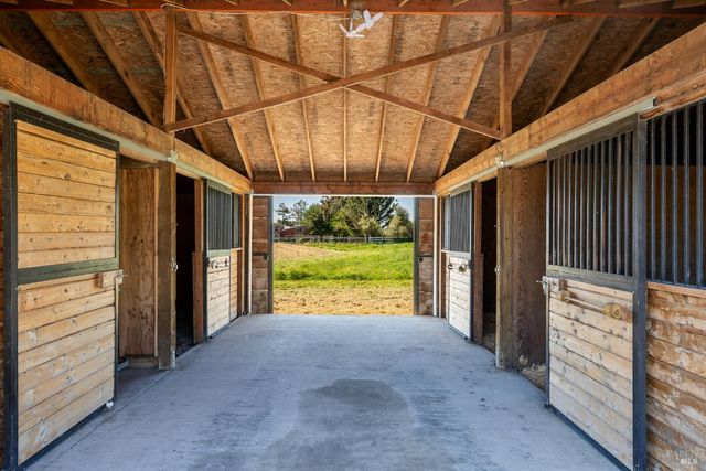 1450 Crane Canyon Rd, Santa Rosa, CA 95404