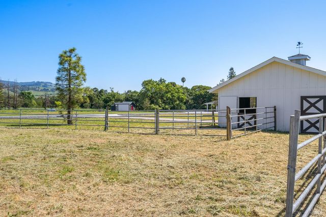 1450 Crane Canyon Rd, Santa Rosa, CA 95404