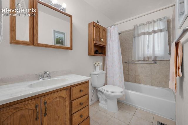 1192 Applewood Drive, Colorado Springs, CO 80907