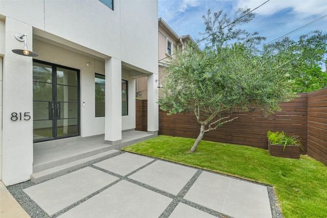 815 Alexander Street, Houston, TX 77007