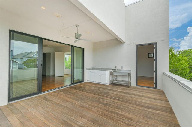 815 Alexander Street, Houston, TX 77007