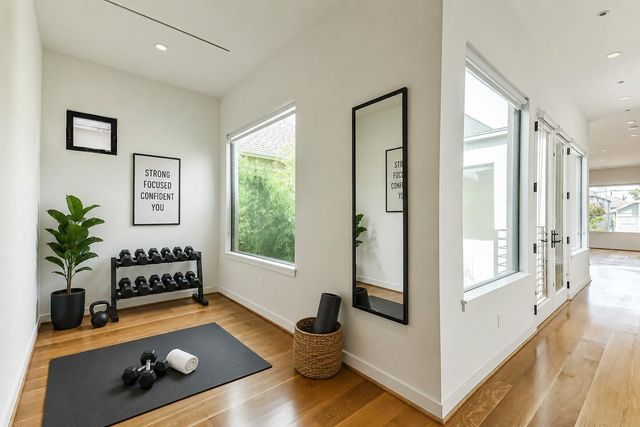 815 Alexander Street, Houston, TX 77007