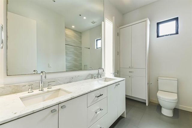 815 Alexander Street, Houston, TX 77007
