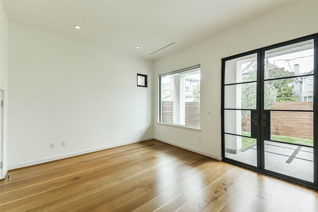 815 Alexander Street, Houston, TX 77007