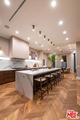 616 N Alpine Drive, Beverly Hills, CA 90210