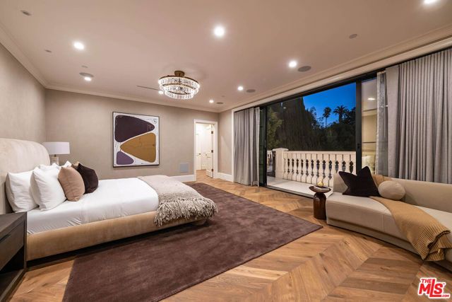 616 N Alpine Drive, Beverly Hills, CA 90210