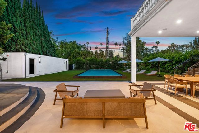 616 N Alpine Drive, Beverly Hills, CA 90210