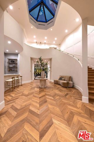 616 N Alpine Drive, Beverly Hills, CA 90210