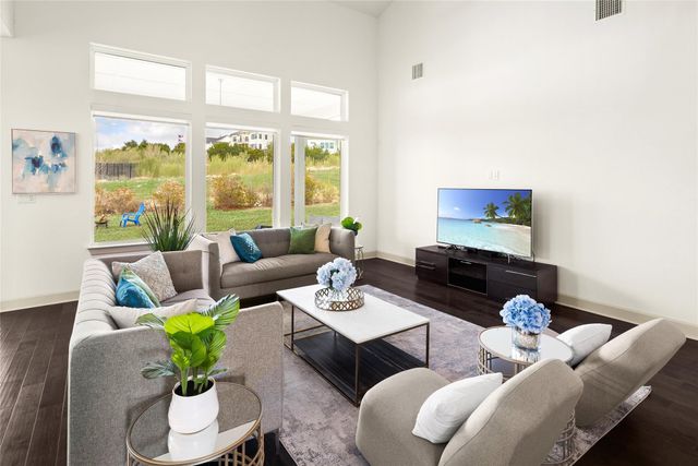 121 Starfire DR, Dripping Springs, TX 78620